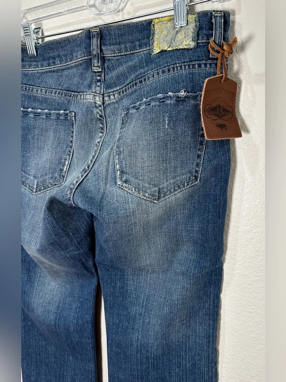 NWT Earl Jeans-‎ Classic Straight Fit size 27